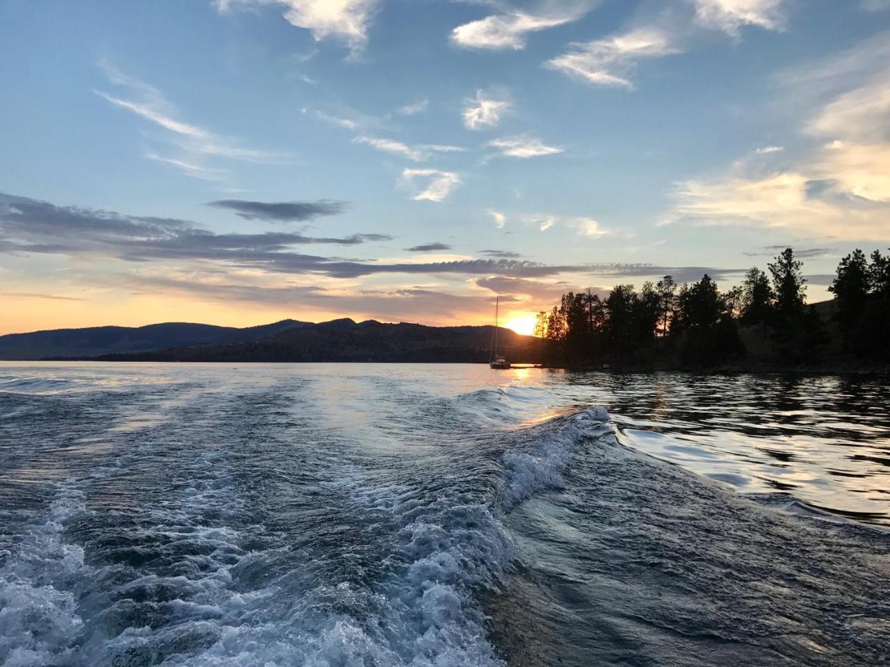 Flathead Lake Resort Woods Bay Экстерьер фото
